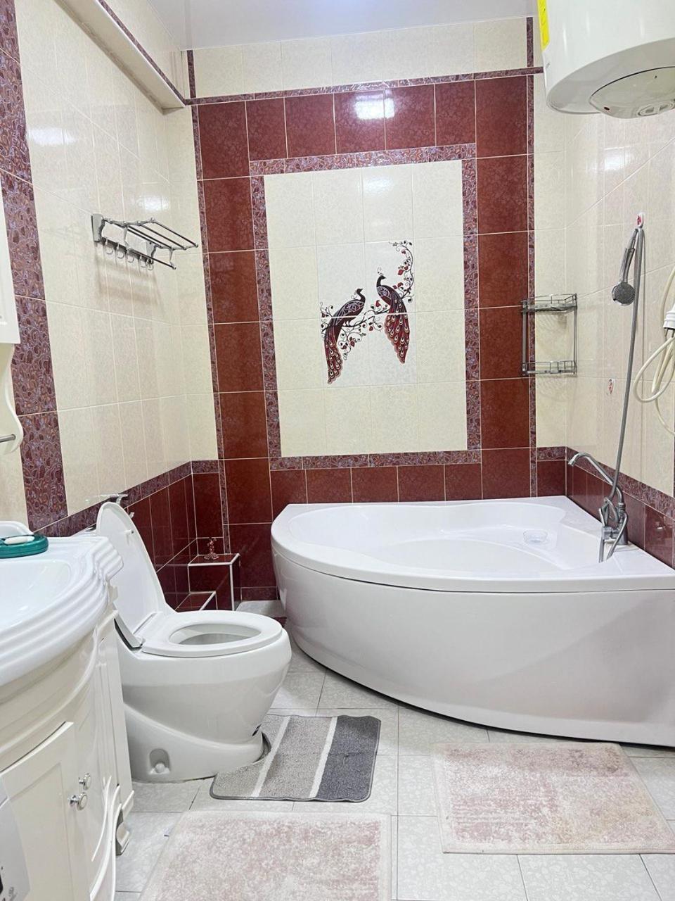 A Stylish Apartment In The Heart Of Tashkent! Exterior photo